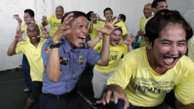 zdroj: victorialaughteryogaclub.wordpress.com