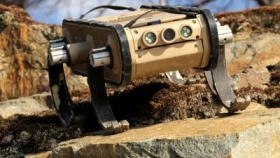 zdroj: robotee.com zdroj: robotee.com