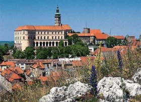 zdroj: zamky-hrady.cz Kliknutím zvětšíte obrázek