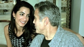 fashionicatedfreak.blogspot.com