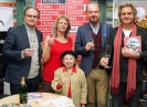 Vloni se Aťka Janoušková stala kmotrou knihy Retro republika Renáty Šťastné Kliknutím zvětšíte obrázek