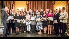 Společné foto nových osobností Ústeckého kraje za rok 2019.