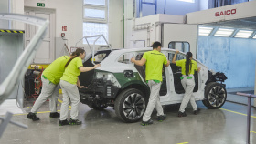 Žákovský vůz se jmenuje Škoda Roadiaq Žákovský vůz se jmenuje Škoda Roadiaq