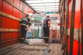 Věcné dary z živelné sbírky míří na Ukrajinu