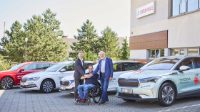 Škoda Auto podporuje Centrum Paraple