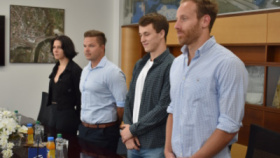 Úspěšní plavci navštívili magistrát Úspěšní plavci navštívili magistrát