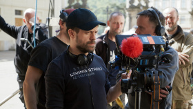 Dotáčí se úvodní scéna dobového filmu Vlny Jiřího Mádla Dotáčí se úvodní scéna dobového filmu Vlny Jiřího Mádla