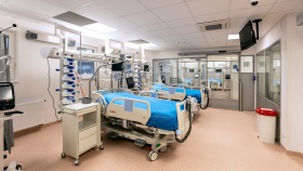 Roudnická nemocnice otevřela nové oddělení následné intenzivní péče