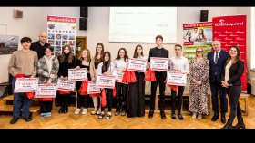 Statisíce pro Scholu Humanitas a její nadané studenty Statisíce pro Scholu Humanitas a její nadané studenty