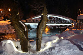 Andělská křídla ukazují k budoucnosti bez kouře