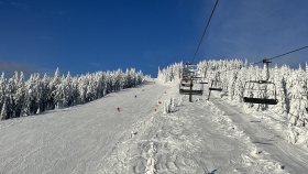 Skiareál Špindlerův Mlýn otevírá další sjezdovky Skiareál Špindlerův Mlýn otevírá další sjezdovky