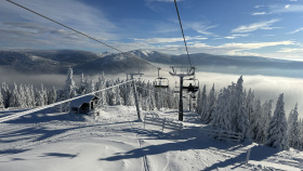 Skiareál Špindlerův Mlýn nabízí přes 20 kilometrů sjezdovek Skiareál Špindlerův Mlýn nabízí přes 20 kilometrů sjezdovek