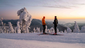 Na běžky i na svah dovezou lyžaře skibusy