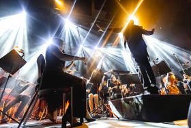 Symfonický orchestr a hokejová hala? Proč ne