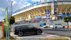 E-řidiči odebrali vloni u stanic ČEZ rekordních 5,5 mil. kWh zelené elektřiny E-řidiči odebrali vloni u stanic ČEZ rekordních 5,5 mil. kWh zelené elektřiny