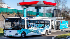 Začíná zimní test vodíkového autobusu pro Mostecko