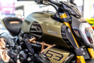 Motorky Ducati zdobí pražské obchodní centrum Arkády Pankrác Kliknutím zvětšíte obrázek