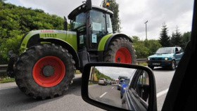 Traktory opět na silnicích