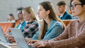 Kraj přispěje na stáže studentů ve firmách