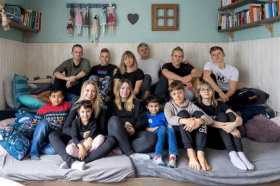 Úspěšný dokument o pěstounech Plné hnízdo má nové díly