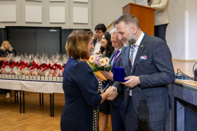 Pedagogové převzali ocenění Pedagogové převzali ocenění