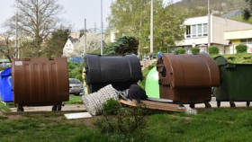 Úředníci kontrolovali situaci v Mojžíři