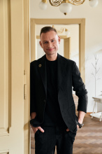 Radim Pařík obsazuje žebříčky bestsellerů s knihou „Empathetic Leadership“