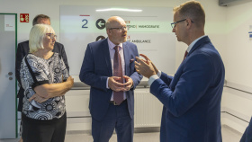 Vedení kraje jednalo s ministrem zdravotnictví o financování nemocnic i letecké záchranné službě Vedení kraje jednalo s ministrem zdravotnictví o financování nemocnic i letecké záchranné službě