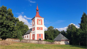 O titul Památka roku se uchází sousoší, nová střecha i márnice