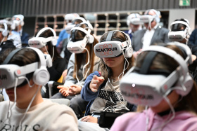 Návštěvníci KVIFF si mezi projekcemi mohou odpočinout v jaderném reaktoru Návštěvníci KVIFF si mezi projekcemi mohou odpočinout v jaderném reaktoru