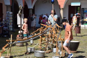 Hračkobraní pokračuje až do neděle Kliknutím zvětšíte obrázek