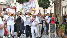 V Plzni se bude hrát a tančit v ulicích