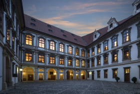 Český Senát se znovu otevře při Hradozámecké noci 24. srpna