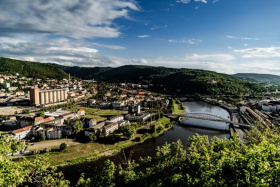 Uzavření Benešova mostu se posouvá na konec listopadu