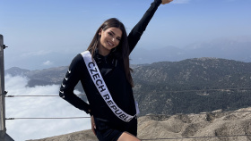 Bára Sulanová v Turecku usilovala o titul Miss Aura International 2024 Bára Sulanová v Turecku usilovala o titul Miss Aura International 2024