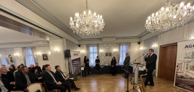 Medaile Za věrnost firmě