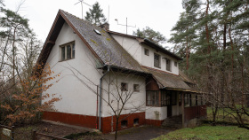 Jihomoravský kraj daruje skautům hájenku v Bzenci Jihomoravský kraj daruje skautům hájenku v Bzenci