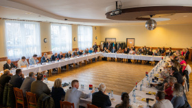 Vedení kraje zahájilo sérii setkání se starosty měst a obcí Vedení kraje zahájilo sérii setkání se starosty měst a obcí