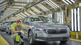 Škoda Auto vyrobila vloni na celém světě skoro milion vozů Škoda Auto vyrobila vloni na celém světě skoro milion vozů