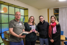 Reknihy pro seniory, mateřské školy nebo hospic Reknihy pro seniory, mateřské školy nebo hospic