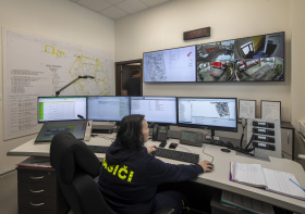 V Paramu začali hasiči využívat nový dispečink a požární signalizaci