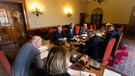 Horní komora přijala šest návrhů na člena Rady Českého rozhlasu Horní komora přijala šest návrhů na člena Rady Českého rozhlasu