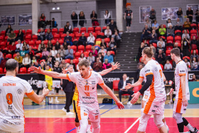 VK ČEZ Karlovarsko versus AERO Odolena Voda