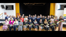 Pedagogové převzali ocenění Pedagogové převzali ocenění