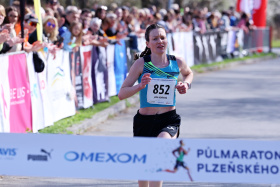 Půlmaraton ovládla energie, radost z pohybu i skvělá atmosféra Půlmaraton ovládla energie, radost z pohybu i skvělá atmosféra