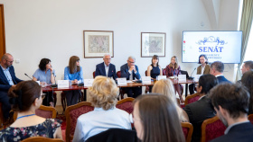 V Senátu o výsledcích prvního občanského parlamentu o médiích a demokracii