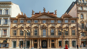 V paláci Savarin se otevírají nové obchody V paláci Savarin se otevírají nové obchody