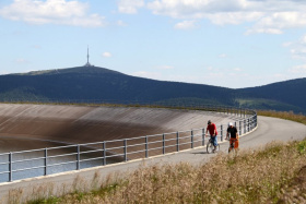 Rozhodne rychlost a hbité prsty