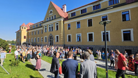 Nová škola v liberecké Zeyerově ulici přivítala první žákyně a žáky