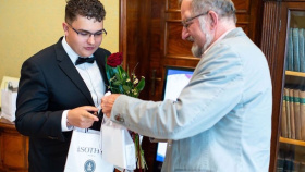 Úspěšní středoškoláci myslí na budoucnost